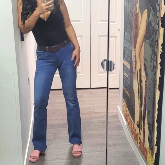 Mid rise straight leg jeans - Picture 4 of 6